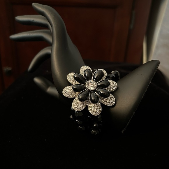 Rhinestone Bracelet in Black in Silver on Stretchy Band - Picture 3 of 14